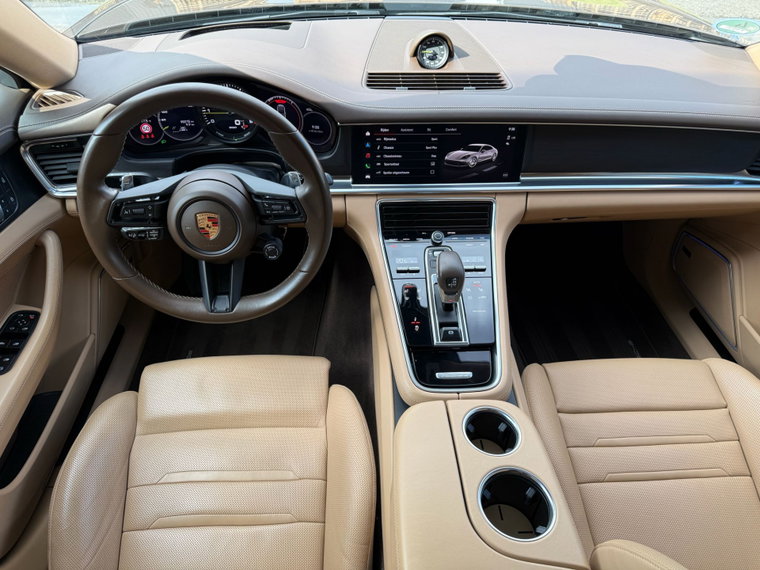 Vehicle Image 21