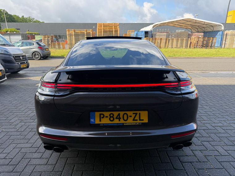 Vehicle Image 11