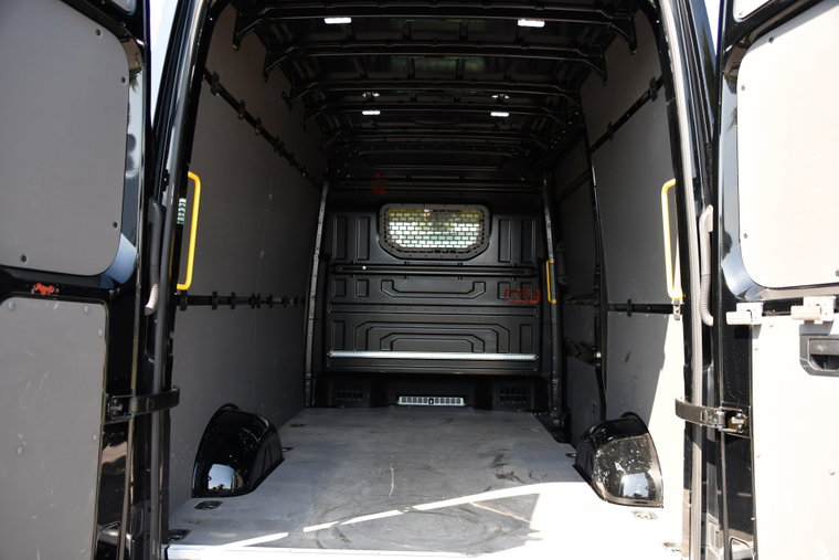 Vehicle Image 37