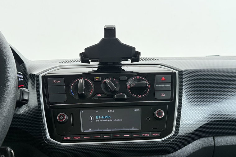 Vehicle Image 22