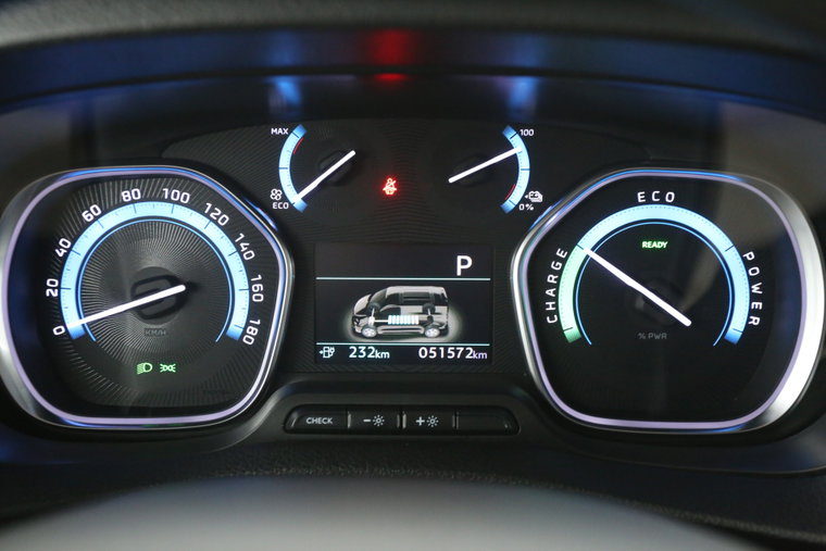 Vehicle Image 17