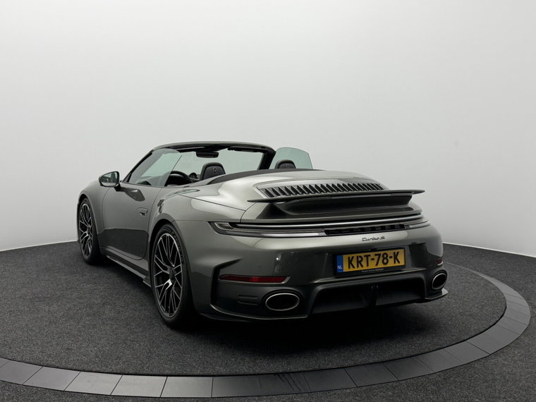 Vehicle Image 43