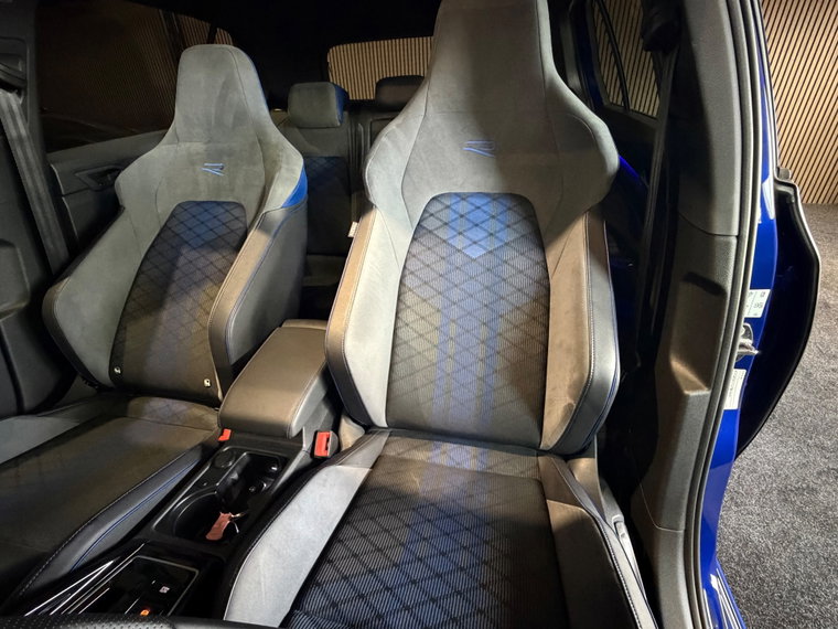 Vehicle Image 36