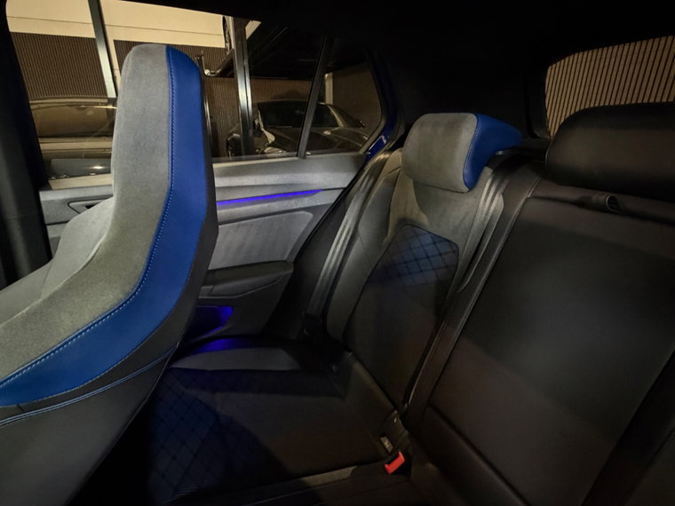 Vehicle Image 40