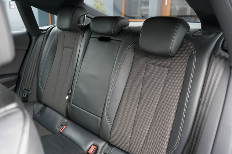 Vehicle Image 39