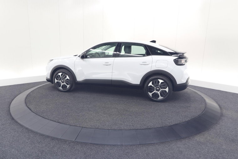 Vehicle Image 60