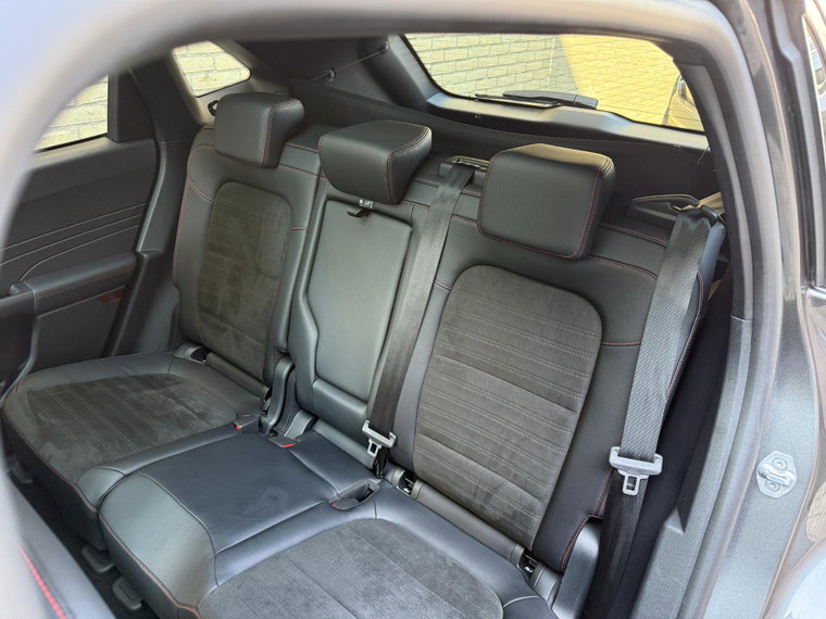 Vehicle Image 30