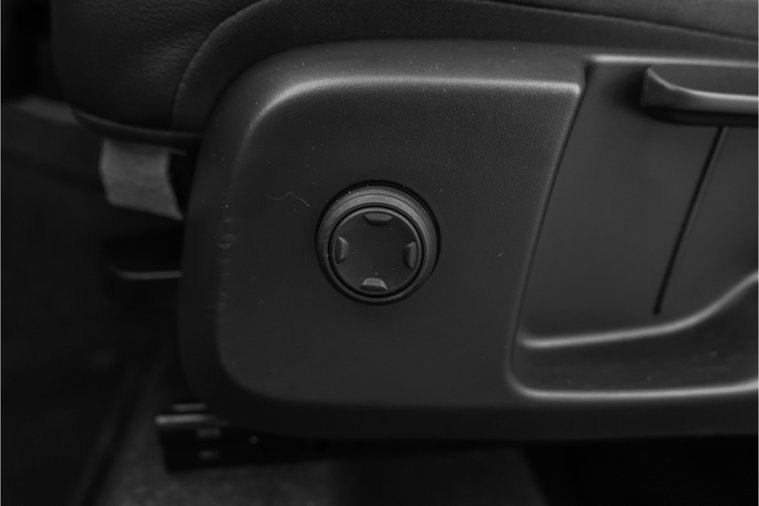 Vehicle Image 37