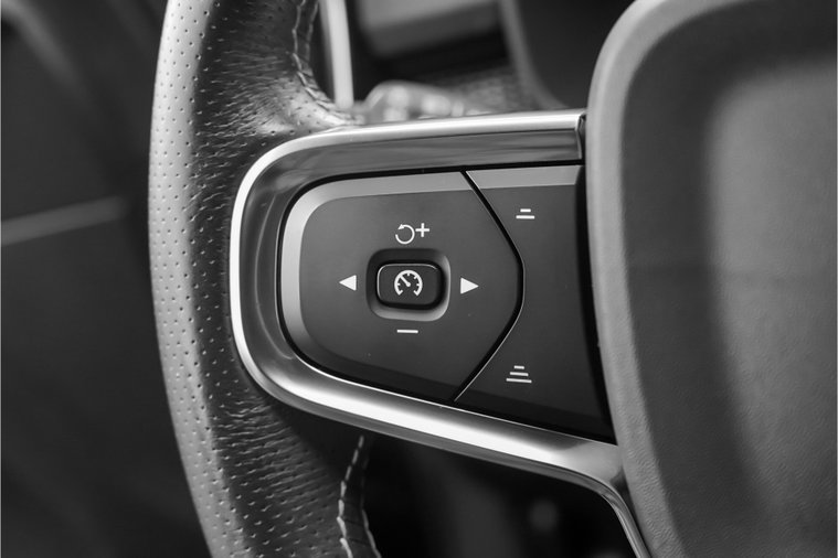 Vehicle Image 40
