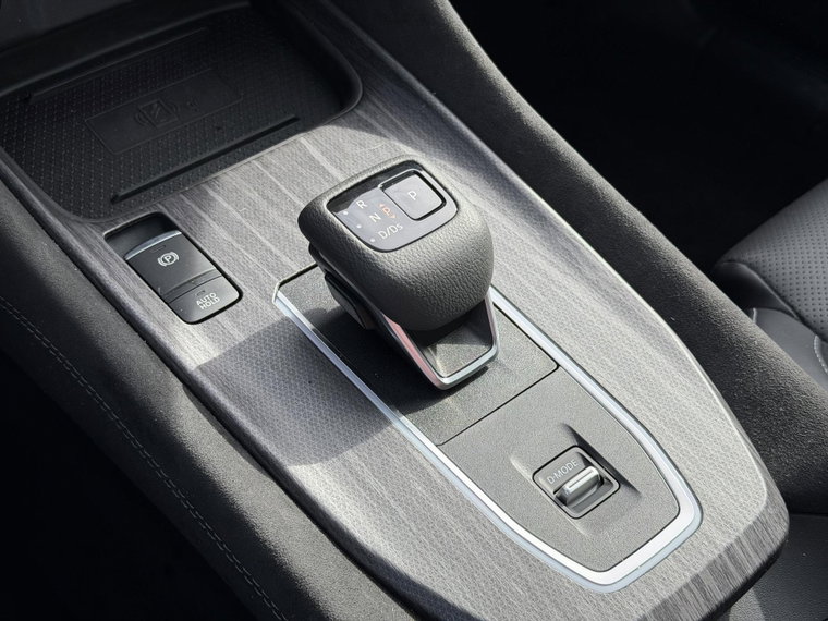 Vehicle Image 39