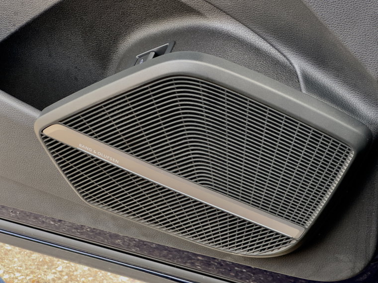 Vehicle Image 37