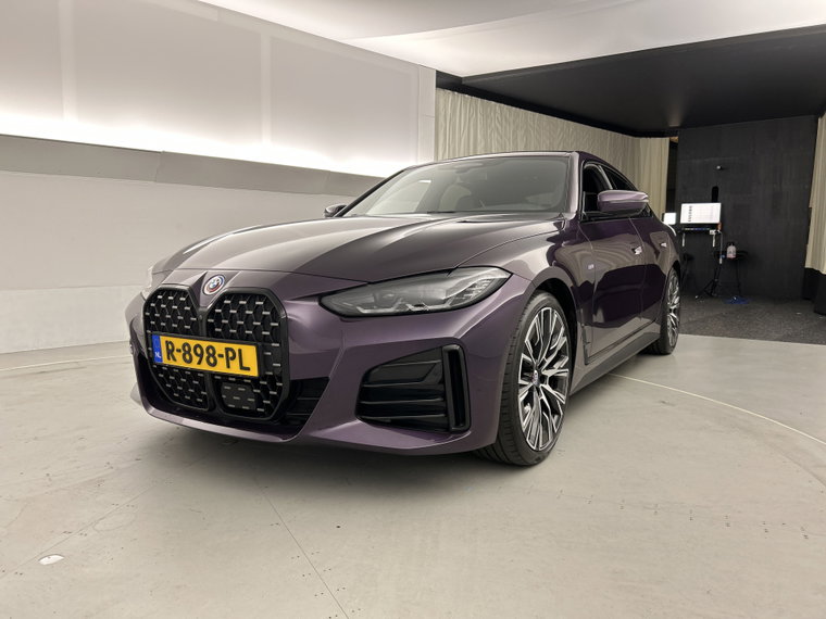 Vehicle Image 4