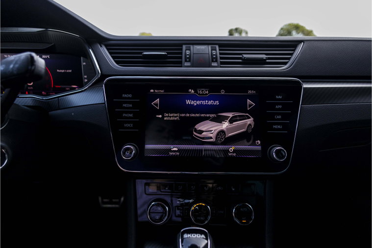 Vehicle Image 35