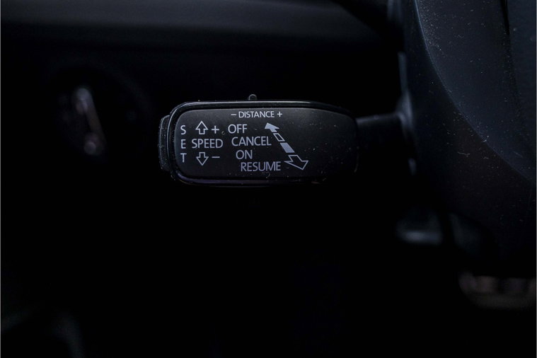Vehicle Image 42