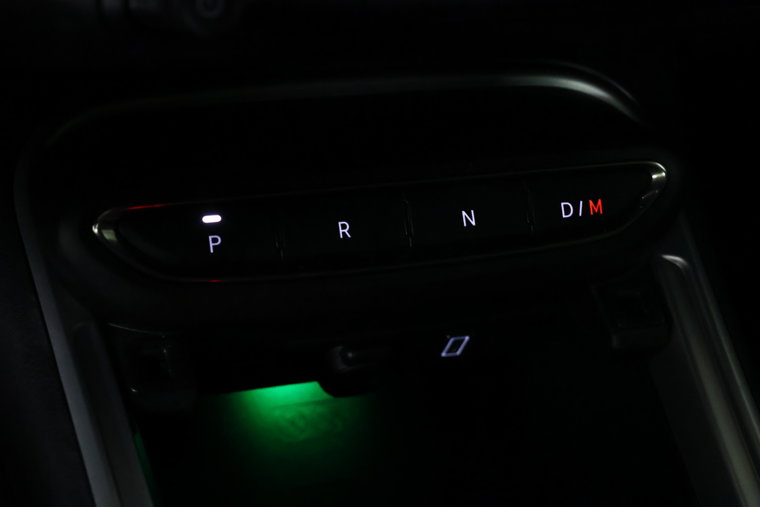Vehicle Image 32
