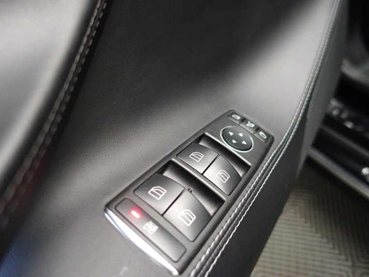 Vehicle Image 27