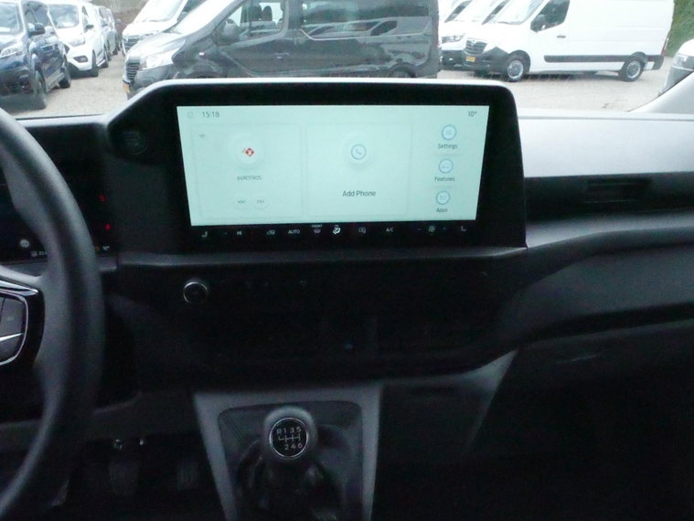 Vehicle Image 17