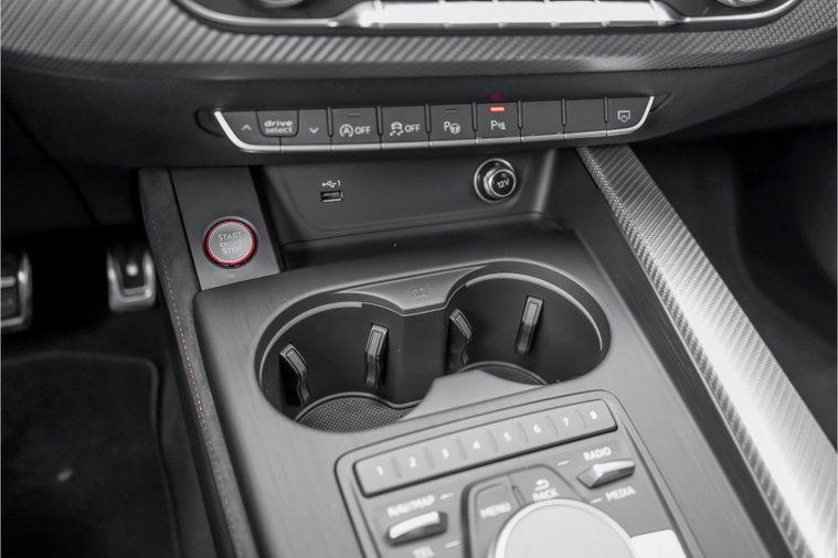 Vehicle Image 42