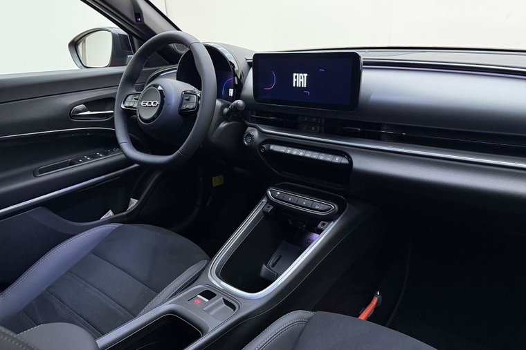 Vehicle Image 18