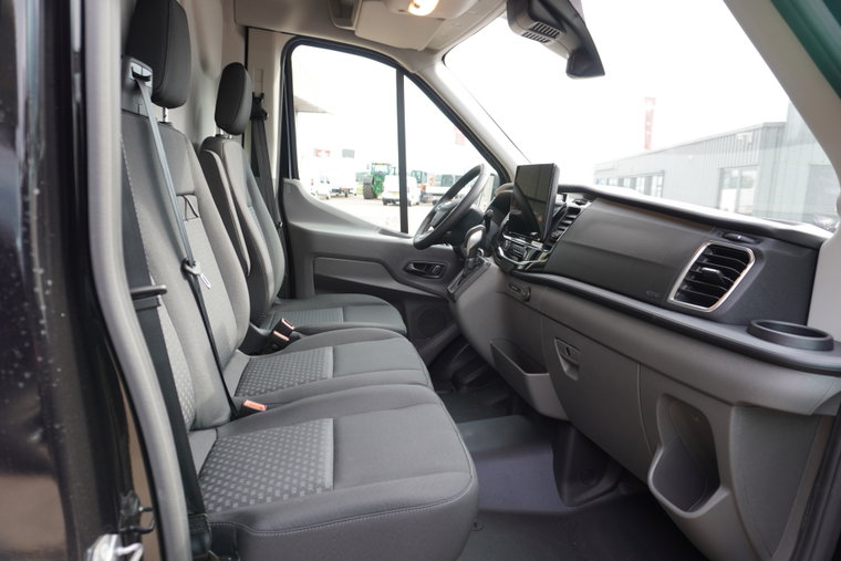 Vehicle Image 14