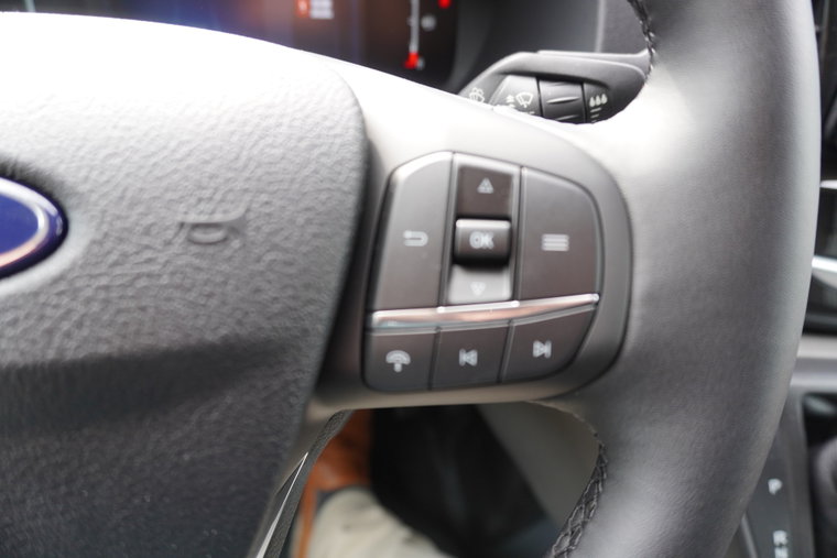 Vehicle Image 24
