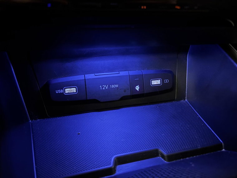 Vehicle Image 36