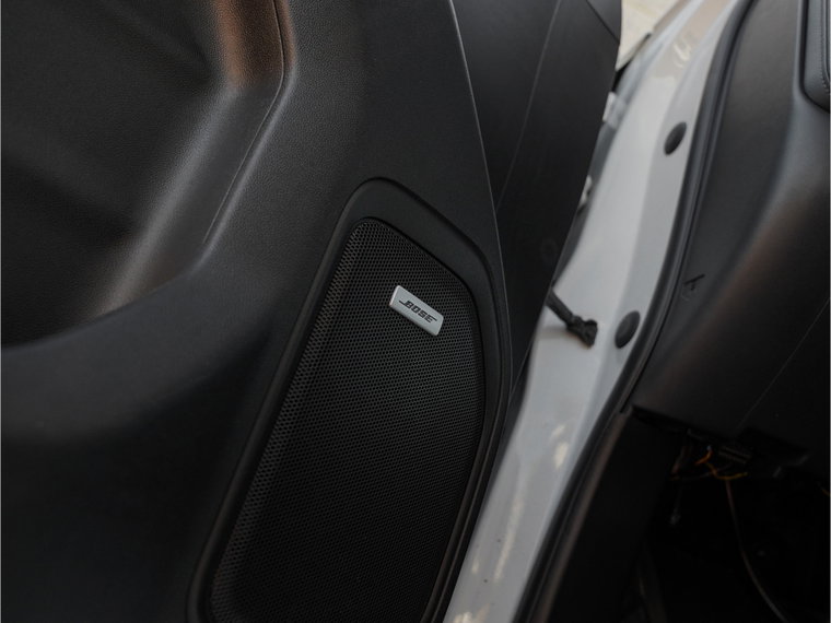 Vehicle Image 35