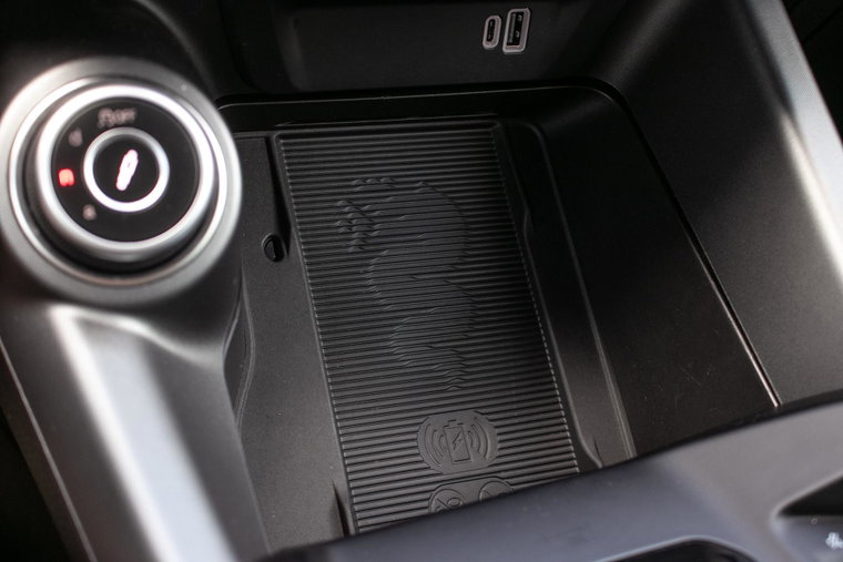 Vehicle Image 35