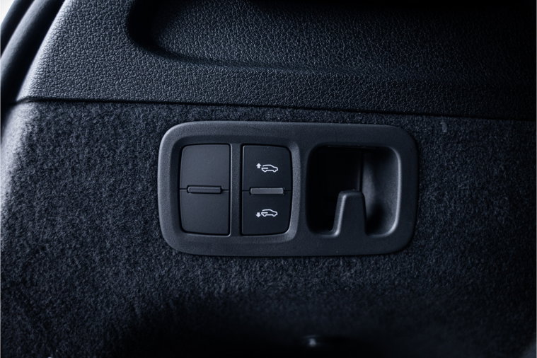 Vehicle Image 42