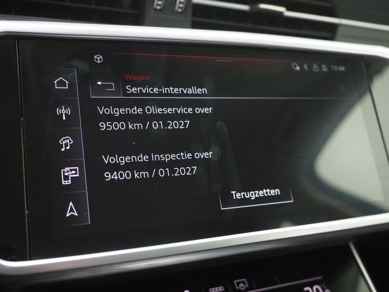 Vehicle Image 30