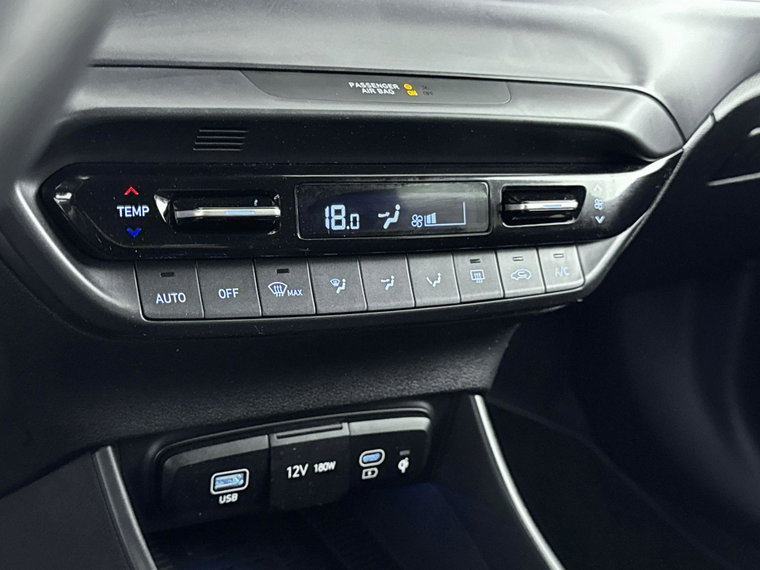 Vehicle Image 39