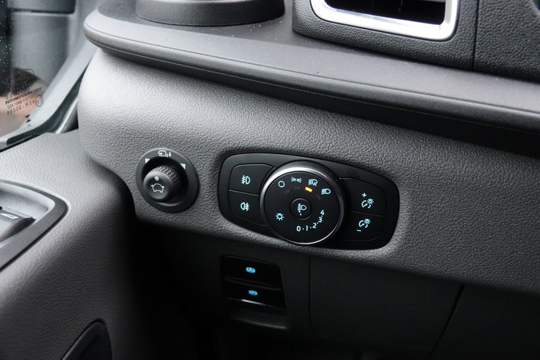 Vehicle Image 27