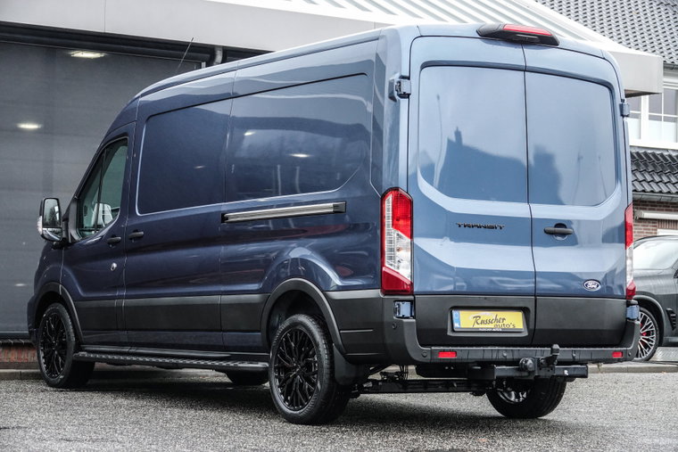 Vehicle Image 33