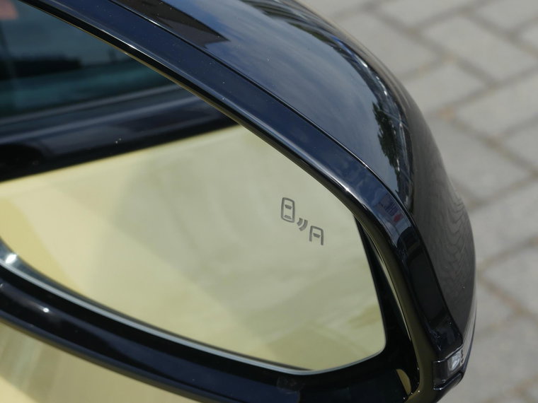 Vehicle Image 27