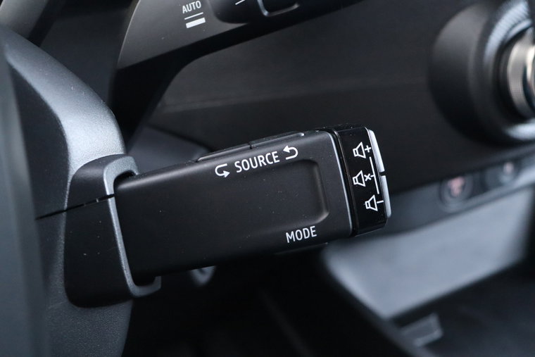 Vehicle Image 27