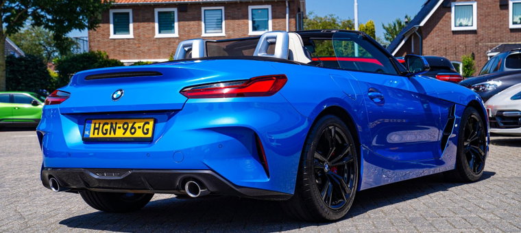 Vehicle Image 7