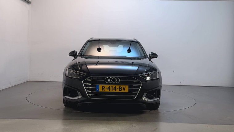 Vehicle Image 16