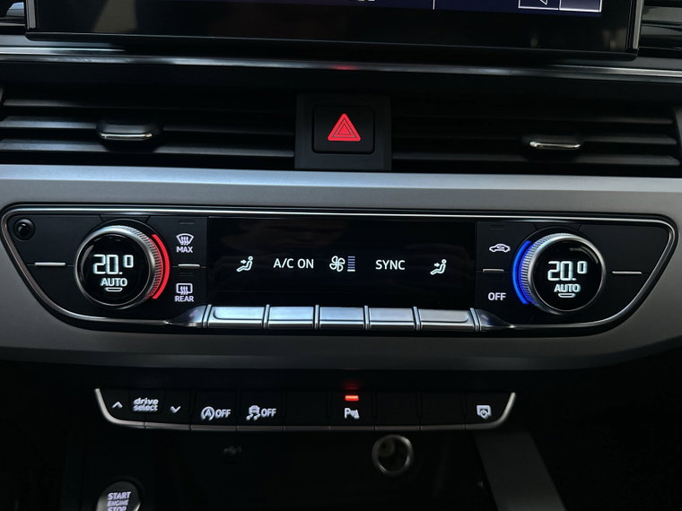 Vehicle Image 26