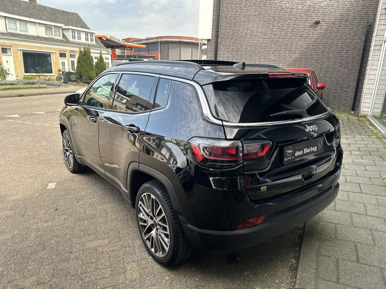 Vehicle Image 40