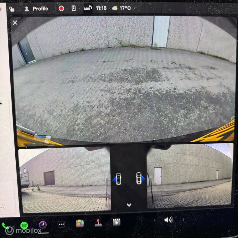 Vehicle Image 17