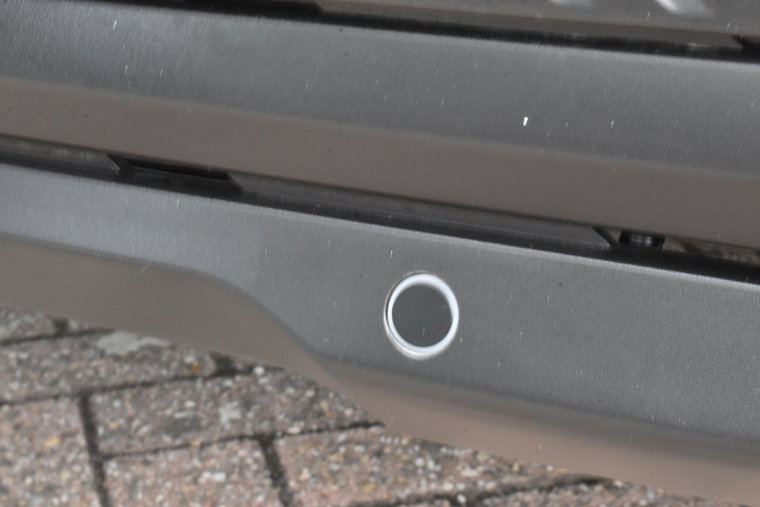 Vehicle Image 15