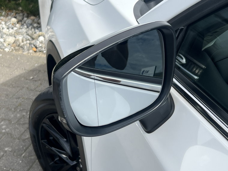 Vehicle Image 39
