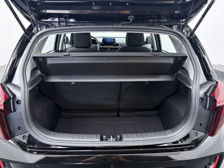 Vehicle Image 38