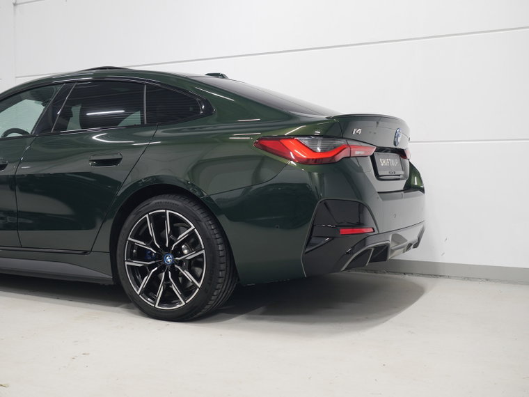 Vehicle Image 40