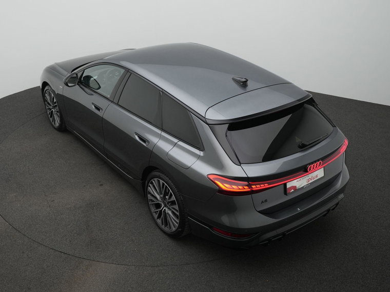 Vehicle Image 33