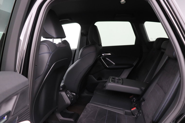 Vehicle Image 39
