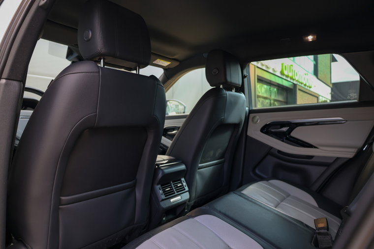 Vehicle Image 20