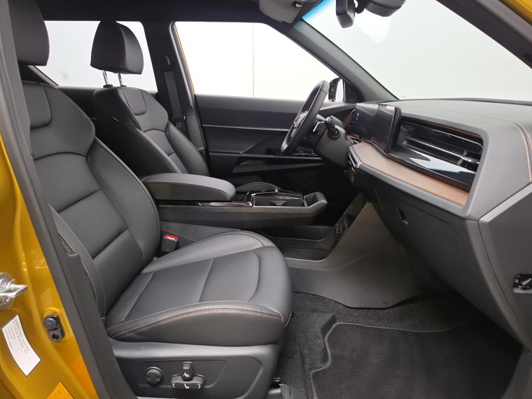 Vehicle Image 41
