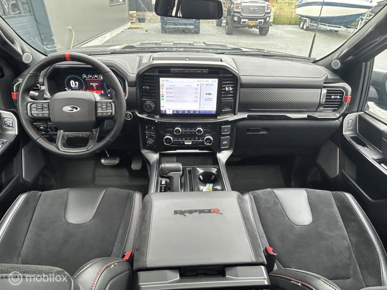 Vehicle Image 17