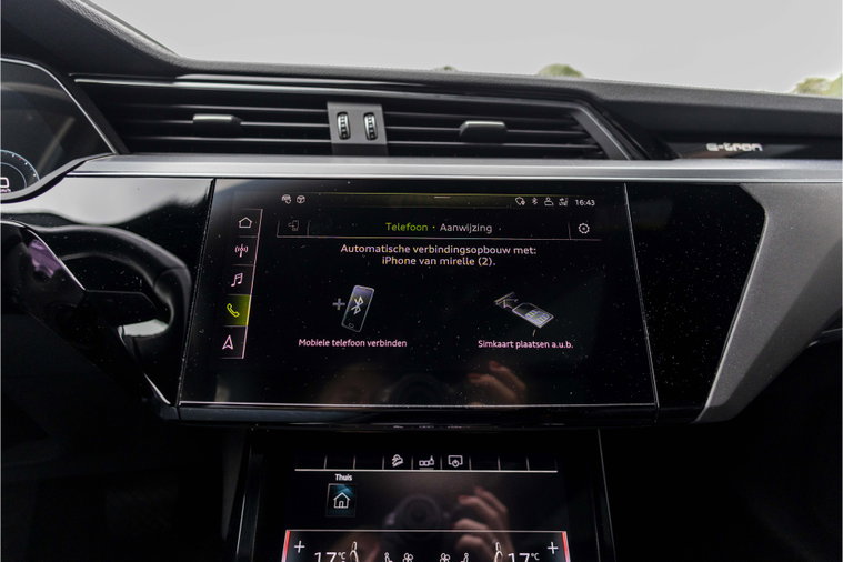 Vehicle Image 45